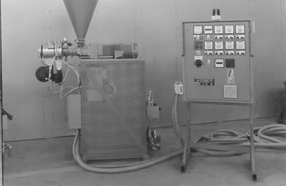 Maschine Extrusion 1990